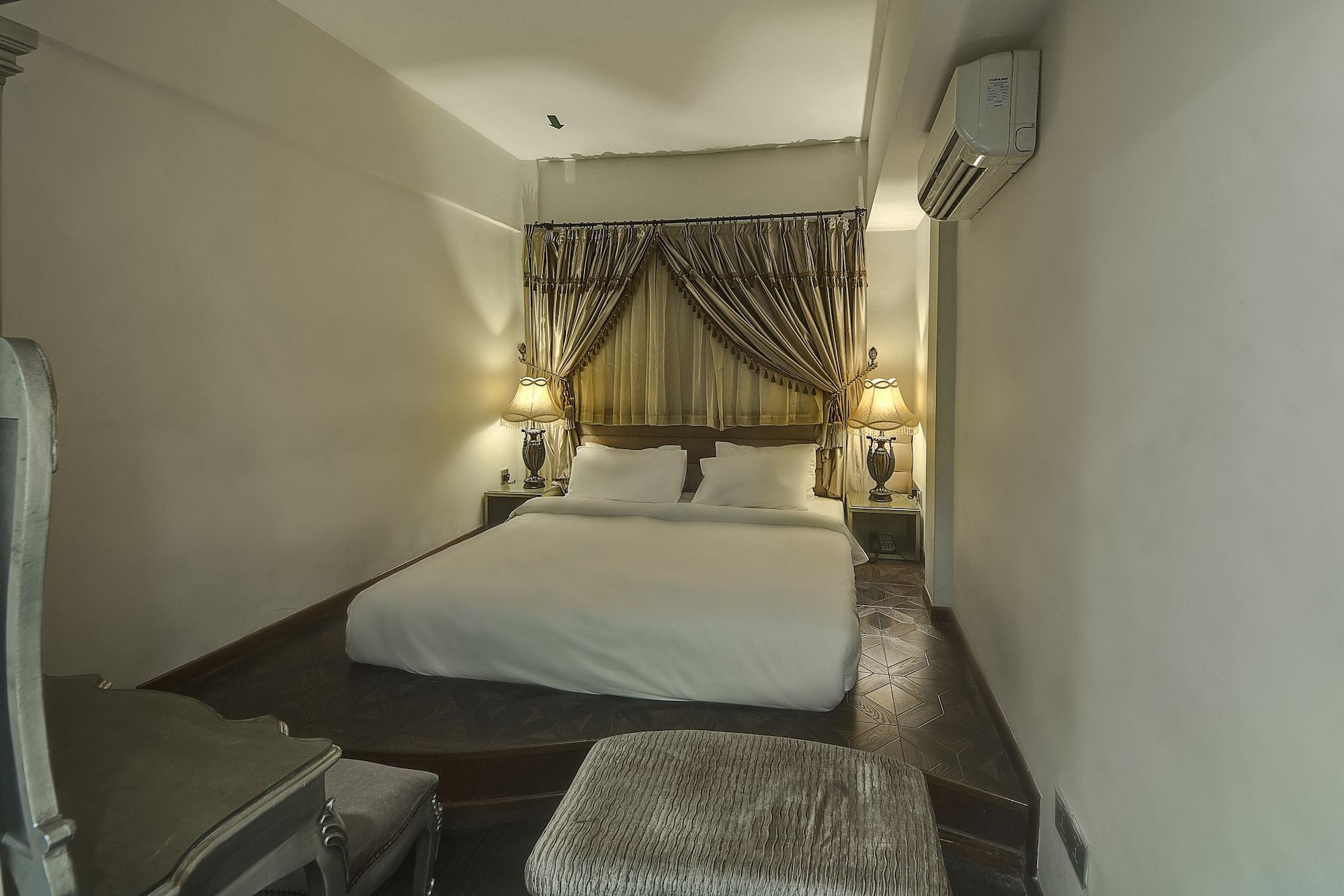 Hotel Arenaa Batik Boutique Kuantan Exterior foto